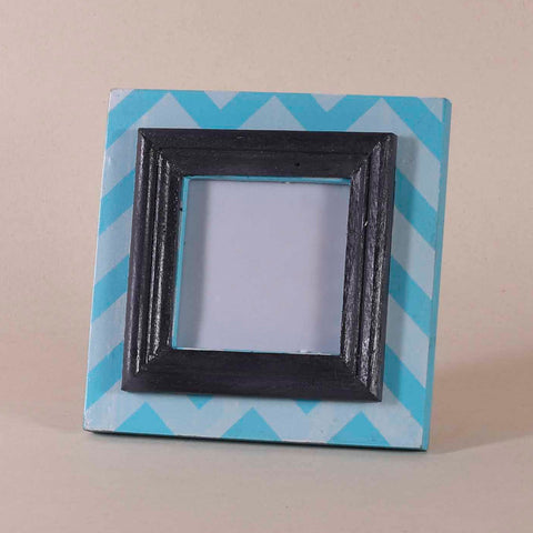 CHEVRON MOLDING FRAME