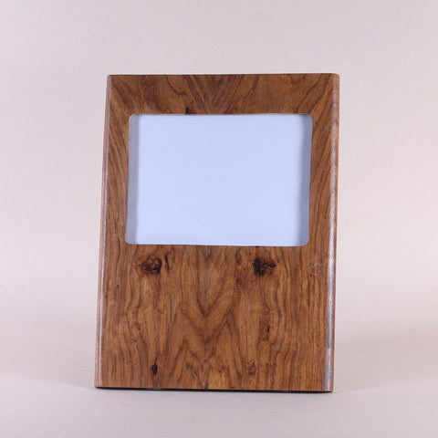 NOMAD PICTURE FRAME